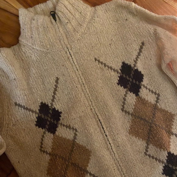 ❤️ 5/25 Eddie Bauer Argyle Wool Cardigan. Distinguished look. Perfect condition. - Picture 2 of 4